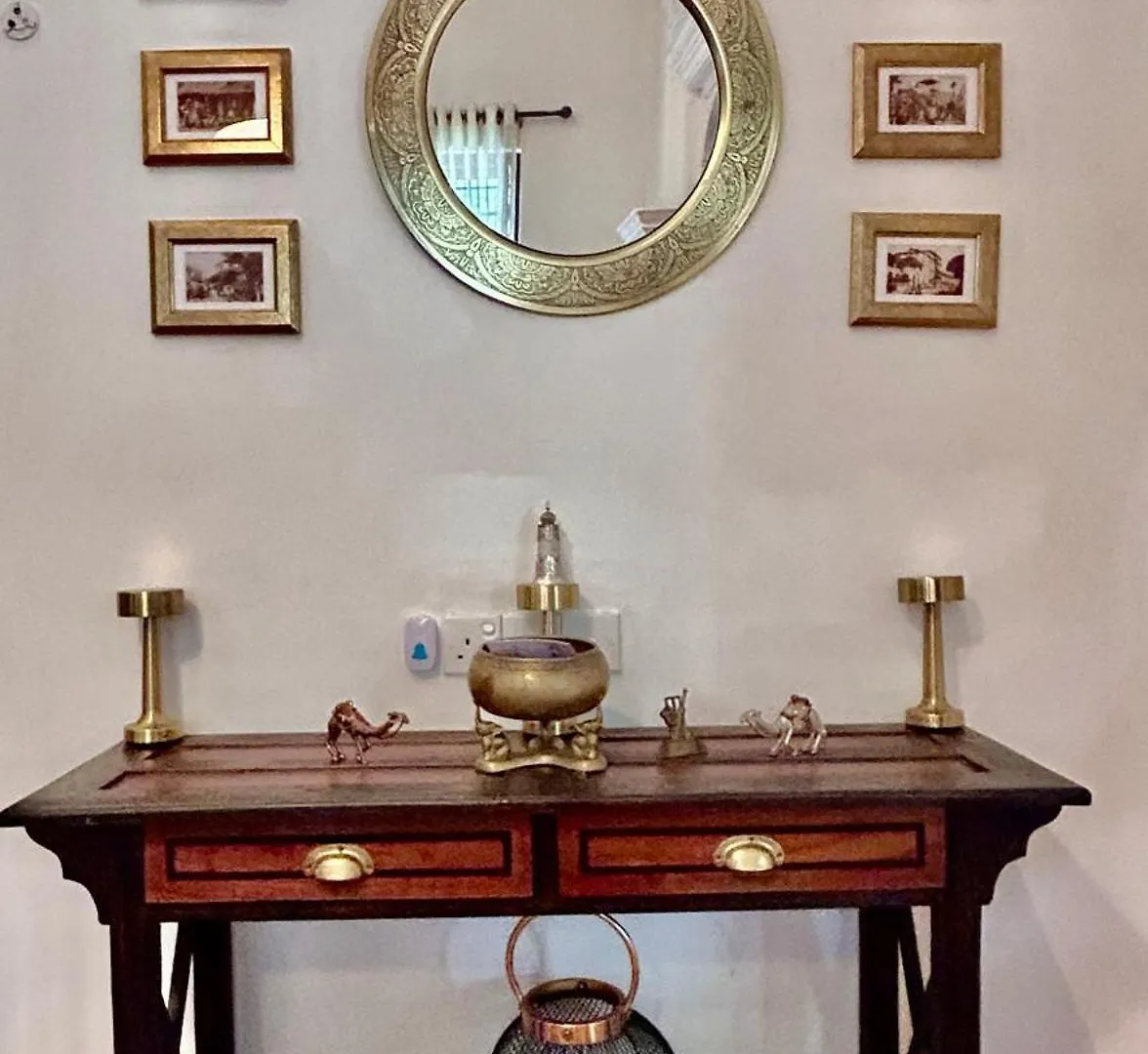 Colonial Residence Kandy Pansiyon
